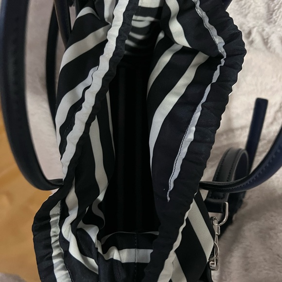 Kate Spade Medium Bag - Picture 3 of 4